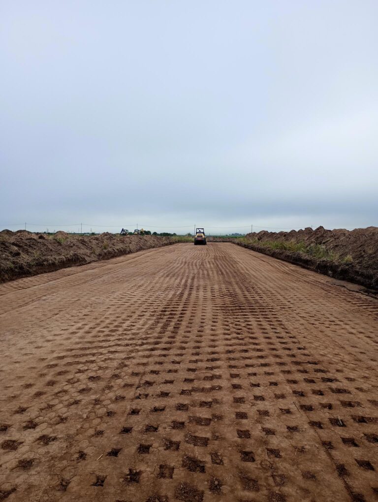 Reservorios, lagunas y represas en Córdoba: movimiento de suelos para el agua del agro y la industria